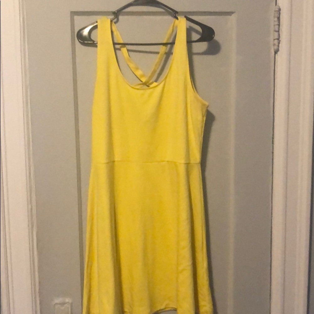 H&M Cross-back yellow dress